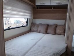 BÜRSTNER Limited T 660 Markise, el. Hubbett, SAT/TV