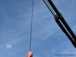 Volvo FH 420 8x4 TRIDEM PRITSCHE + (31m!) KRAN HIAB 8...