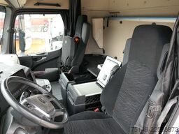 MERCEDES-BENZ 2651 L Arocs HAD 6x6,HMF 3220,Funk,AHK,Container