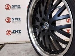 Volkswagen Occ Band 295/30R22 103V Roadian HP Nexen set