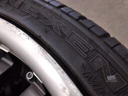 Volkswagen Occ Band 295/30R22 103V Roadian HP Nexen set