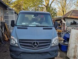 Mercedes-Benz 906BA50