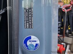 Mercedes-Benz 906BA50