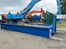 LVC CONTAINER MACHINETRANSPORT - VERLAAGDE SLEUVEN ...
