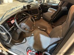 Volvo FM 330 4x2 BOX 7m x 2m48 x 2m75 - 542.000km - E...