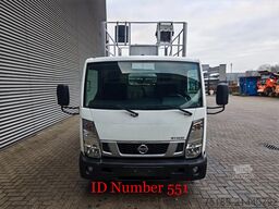 Nissan Cabstar 35.13 NT400 Multitel MS100