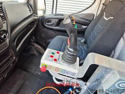 Iveco Daily 35-140 Multitel MS100