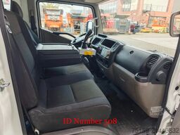 Nissan Cabstar 35.13 NT400 Multitel MS100