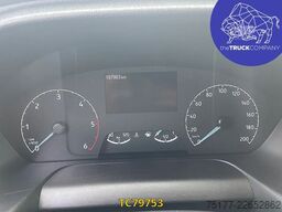 Ford Transit Custom L2H1 5 - Places