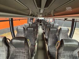 Volvo B8R 9500 4x2 AC / AUXILIARY HEATING / WC / WHEE...