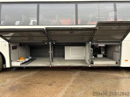 Volvo B8R 9500 4x2 AC / AUXILIARY HEATING / WC / WHEE...