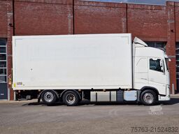 Volvo FH 13.540 Globetrotter 6x2*4 - Ekeri box with s...