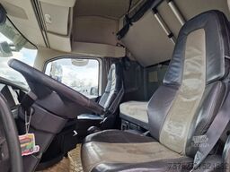 Volvo FH 13.540 Globetrotter 6x2*4 - Ekeri box with s...