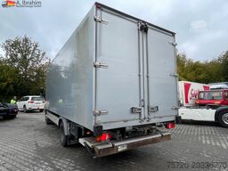 Mercedes-Benz 1523