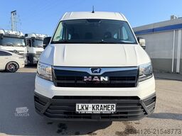 MAN TGE3.140/9Sitzer/lstuhllift-Dholandia/L3H2