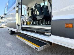 MAN TGE3.140/9Sitzer/lstuhllift-Dholandia/L3H2