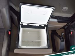 MAN TGX 18.520 ADR Retarder Standklima NAVI Spoiler