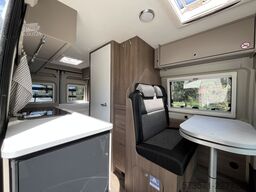 Peugeot Boxer Carado CV600 2025 | Automático | Totalmente equipado