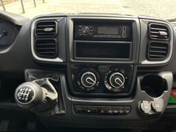 Peugeot Boxer Carado CV600 2025 | Automático | Totalmente equipado