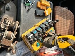 MERCEDES-BENZ 2632 HMK Dachdeckerkran 6x6