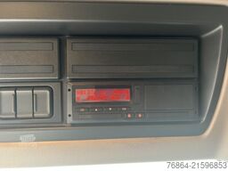 DAF LF 260 KOFFER+LBW