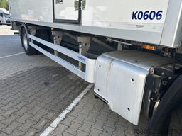 DAF CF 300 FA / Carrier Multi Temp Koeler / Burgers...