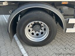 DAF CF 300 FA / Carrier Multi Temp Koeler / Burgers...