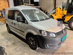 Volkswagen Caddy TDI Van – 2 sets of tires