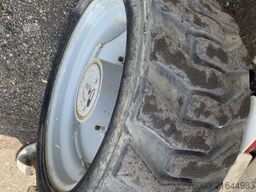 Genie GS4390 - 15,11m, diesel, 4x4