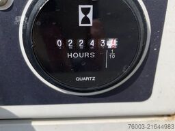 Genie GS4390 - 15,11m, diesel, 4x4