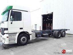 Mercedes Actros 2535