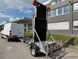 Trebbiner 1 Achs LED Vorwarntafel verzinkt