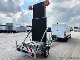  Trebbiner 1 Achs LED Vorwarntafel verzinkt