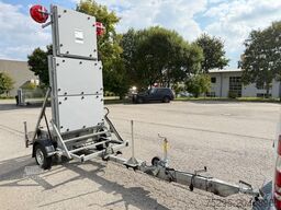 Trebbiner 1 Achs LED Vorwarntafel verzinkt