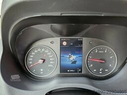 Mercedes-Benz Sprinter 319 CDI 4x4 Allrad 9-G Automatik L4H2