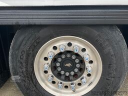 Schmitz Cargobull SCB S2 SCS 18/1-13.62 Curtainsider