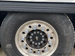 Schmitz Cargobull SCB S2 SCS 18/1-13.62 Curtainsider