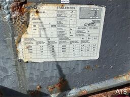 Maur Triple-axle trailer – Requires repairs