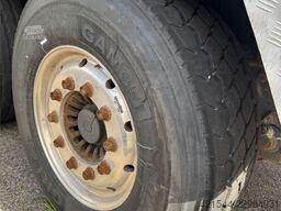 Maur Triple-axle trailer – Requires repairs