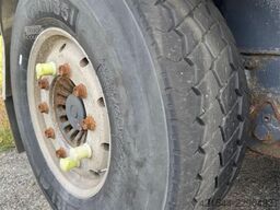Maur Triple-axle trailer – Requires repairs