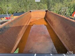 Maur Triple-axle trailer – Requires repairs