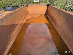 Maur Triple-axle trailer – Requires repairs