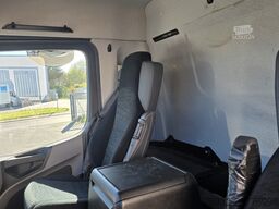 Mercedes-Benz Antos 3243 8x2