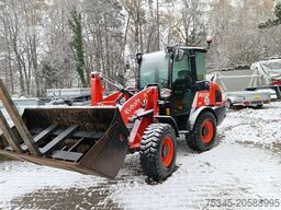 KUBOTA R070