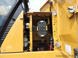 CATERPILLAR 320GC