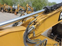 CATERPILLAR 320GC