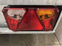 Vezeko HK E 27.3 Seitenklappe Kofferanhänger