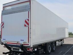 SCHMITZ CARGOBULL SKO SBO 18 / LBW BÄR 2000 kg /ROLLTOR / 3 x ZURR
