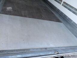SCHMITZ CARGOBULL SKO SBO 18 / LBW BÄR 2000 kg /ROLLTOR / 3 x ZURR
