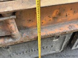 GOLDHOFER TU 4-2x2-32/80 TIEFLADER*2005*TÜV 04/26*